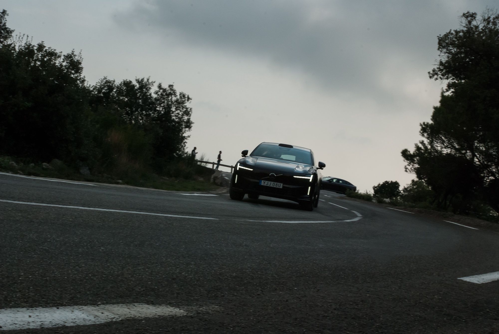 Volvo ES90