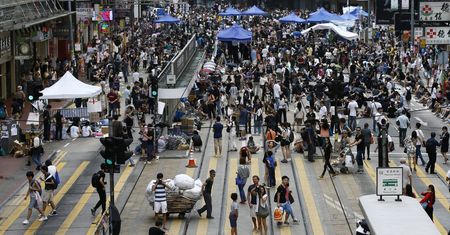 Protesty w Hongkongu przerodzą się w okupację rządowych budynków