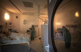 Koronawirus w Polsce. Nowe przypadki i ofiary śmiertelne. MZ podaje dane (16 marca 2022)