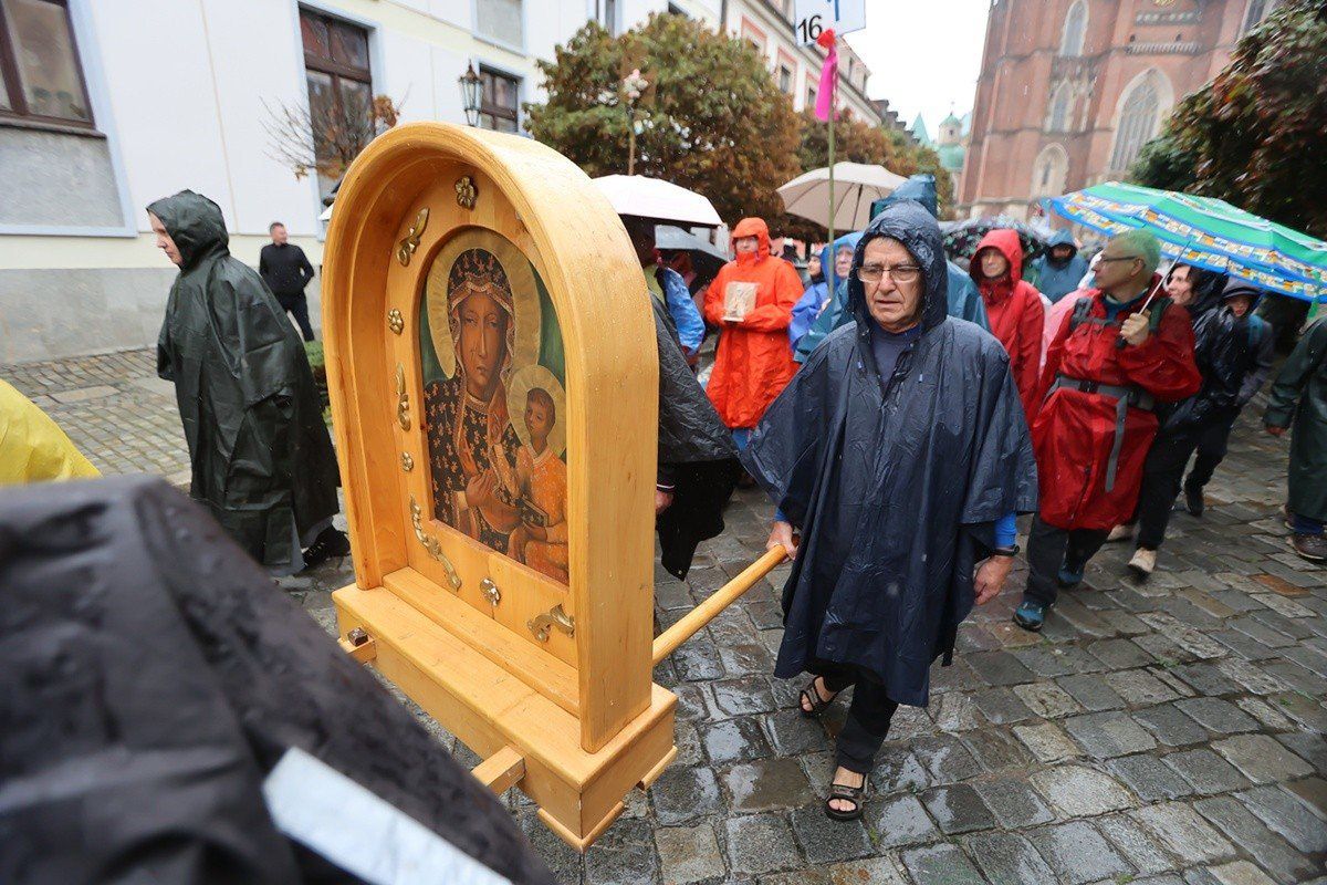 Wrocławska pielgrzymka ruszyła na Jasną Górę 3.08.2025