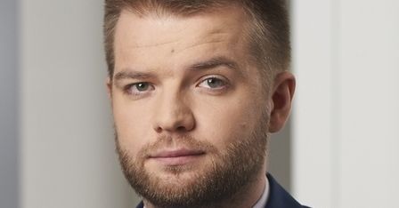 Białas: odbicie na kruchym optymizmie