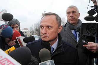 Afera KNF. Przesłuchanie Leszka Czarneckiego zakończone. Spędził ponad 10 godzin w prokuraturze