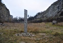 UFO? Kosmiczna konstrukcja w kolejnym miejscu w Polsce. Tajemniczy monolit