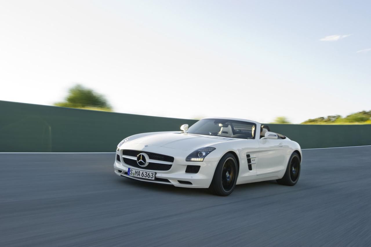 Mercedes SLS AMG Roadster