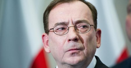 Syn koordynatora służb specjalnych zaczynał karierę w spółce Srebrna. Był też radnym
