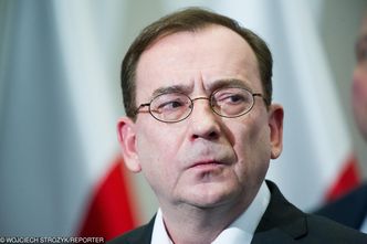 Syn koordynatora służb specjalnych zaczynał karierę w spółce Srebrna. Był też radnym