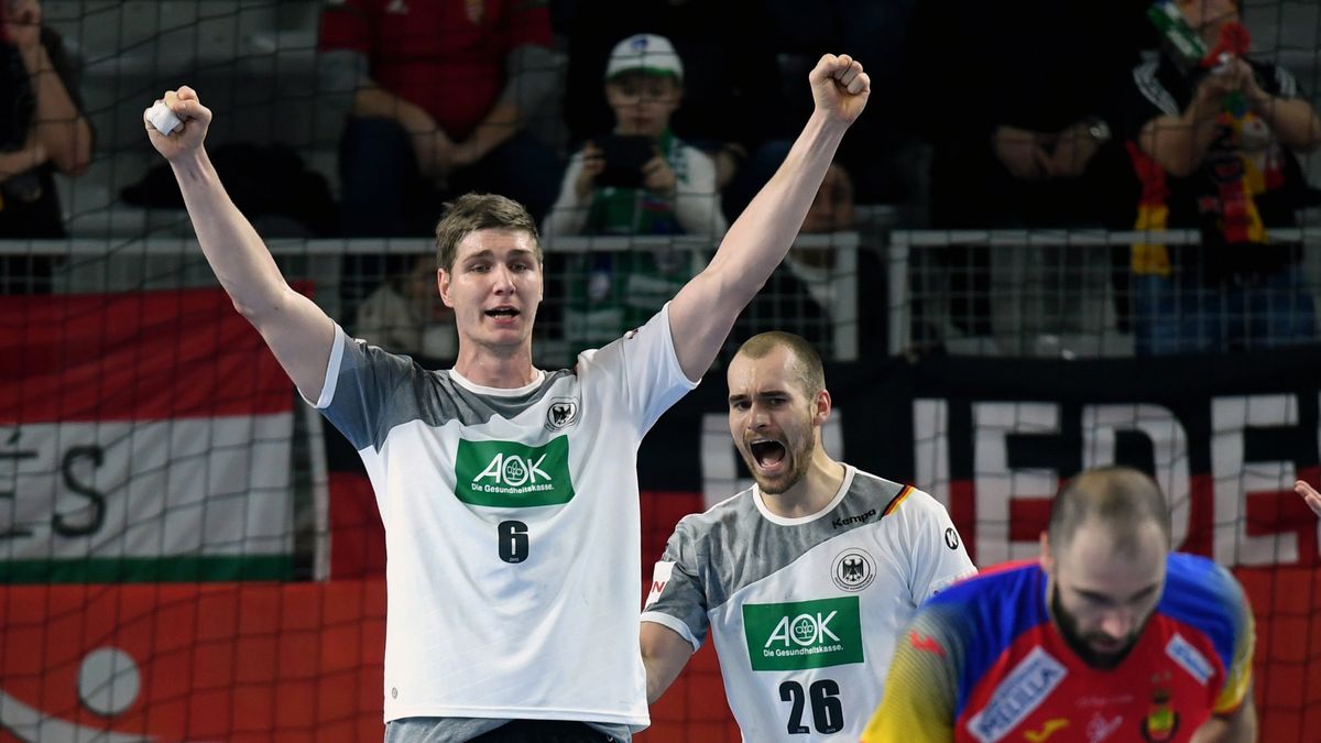 PAP/EPA / GEORGI LICOVSKI / Na zdjęciu: Finn Lemke (z lewej)