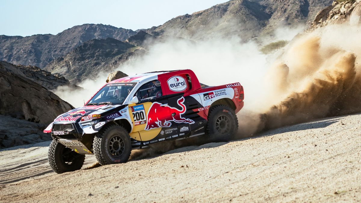 Zdjęcie okładkowe artykułu: Materiały prasowe / Red Bull / Na zdjęciu: Nasser Al-Attiyah