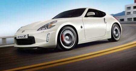 Nissan odsłania karty - oto odświeżony model 370Z dla Europy [Paryż 2012]
