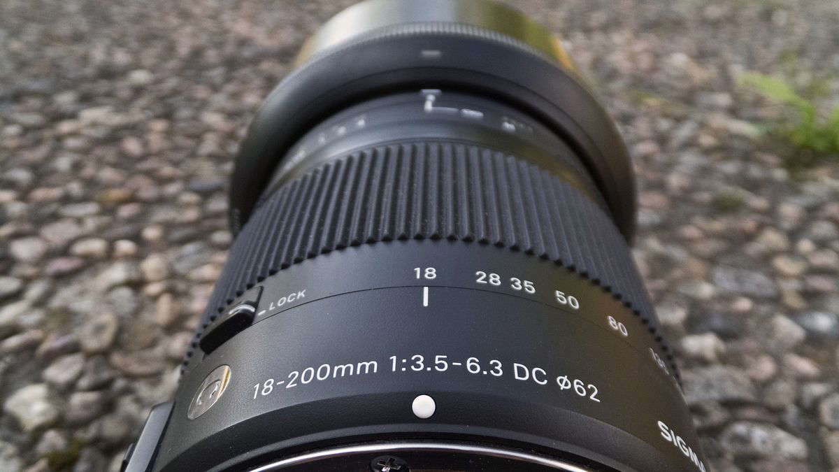 Sigma 18-200 mm f/3.5-6.3 C - test superzooma po odchudzaniu 1