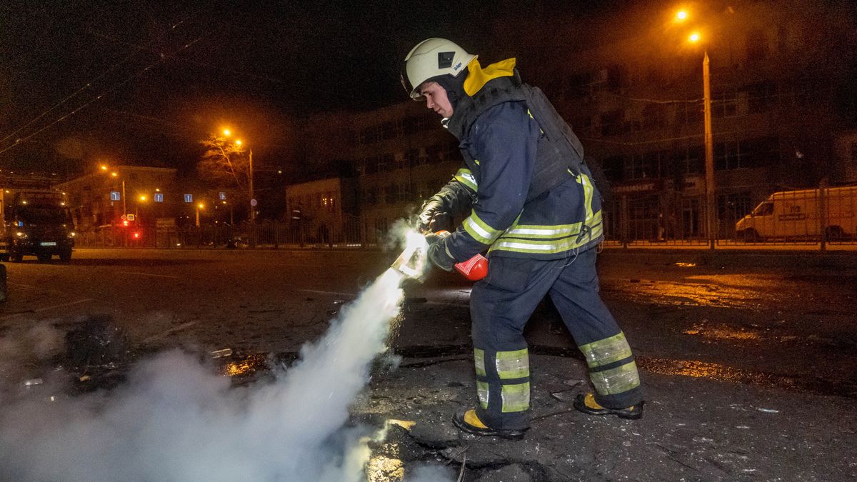 Akcja ratunkowa po rosyjskich atakach na Ukrainę
