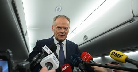 Tusk przed szczytem w Paryżu. "Więcej niż cień szansy na pokój"
