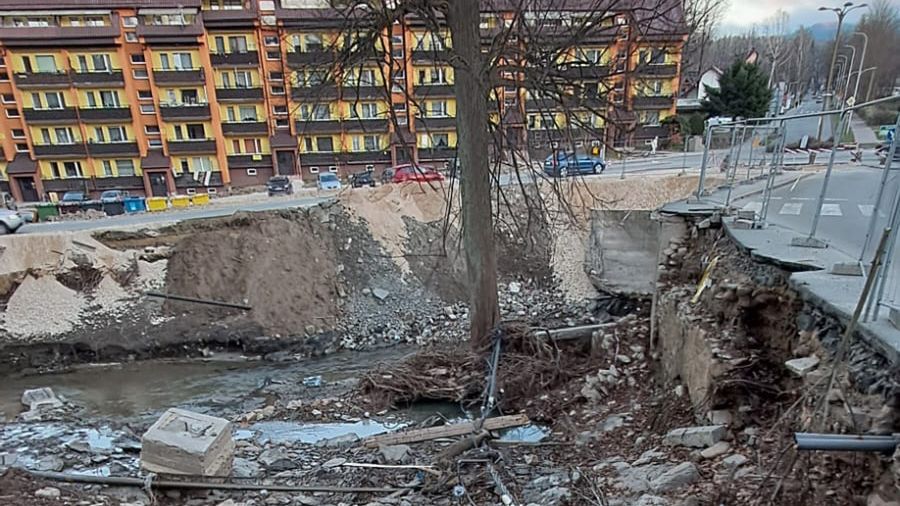 W Stroniu wciąż widoczne są ślady po powodzi