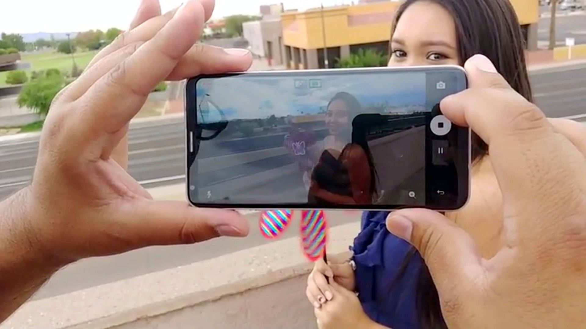 LG V30 na wideo. Wygląd smartfona potwierdził... Joseph Gordon-Levitt 3