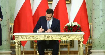 Premier i podwójny minister. "To rzecz bez precedensu, taryfy ulgowej nie będzie"