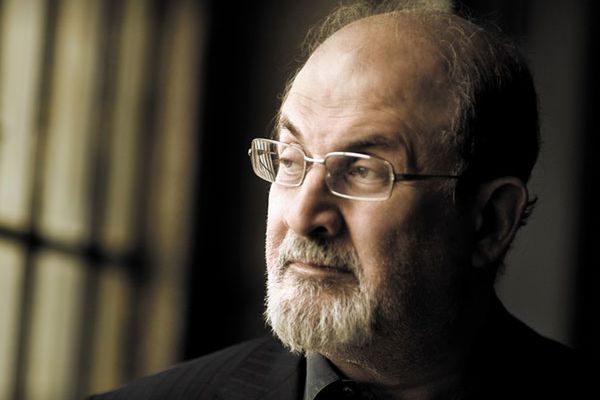 "Joseph Anton" - dekada Rushdiego w cieniu fatwy