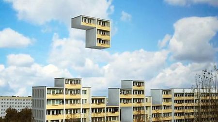 Berlin gra w Tetris... blokiem 1