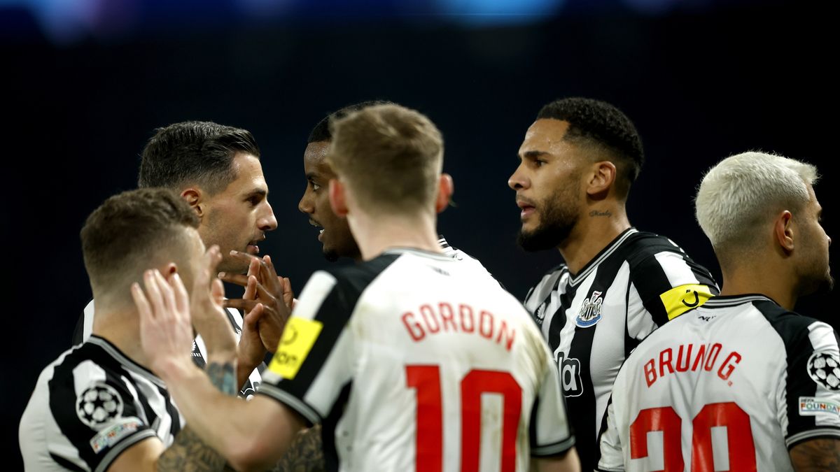 Piłkarze Newcastle w wyjazdowej potyczce z PSG jako pierwsi zdobyli gola