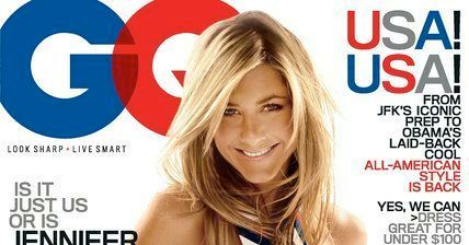 Jennifer Aniston na planie w babcinym staniku!