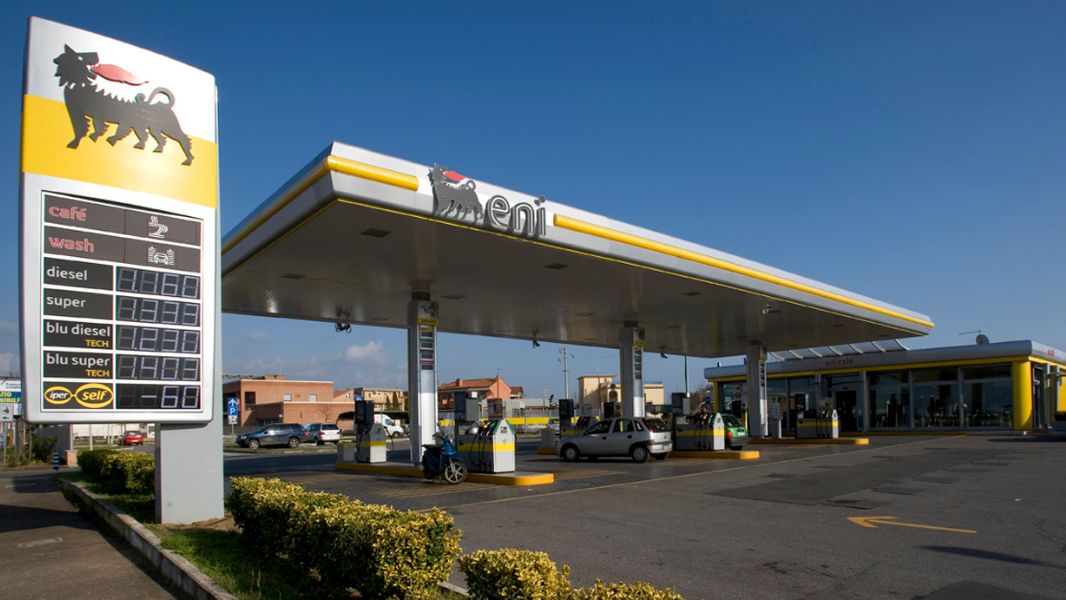 Liczba działających stacji we Włoszech została ograniczona do minimum.