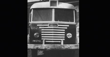 73 lata temu uruchomiono pierwszą po wojnie autobusową linię podmiejską