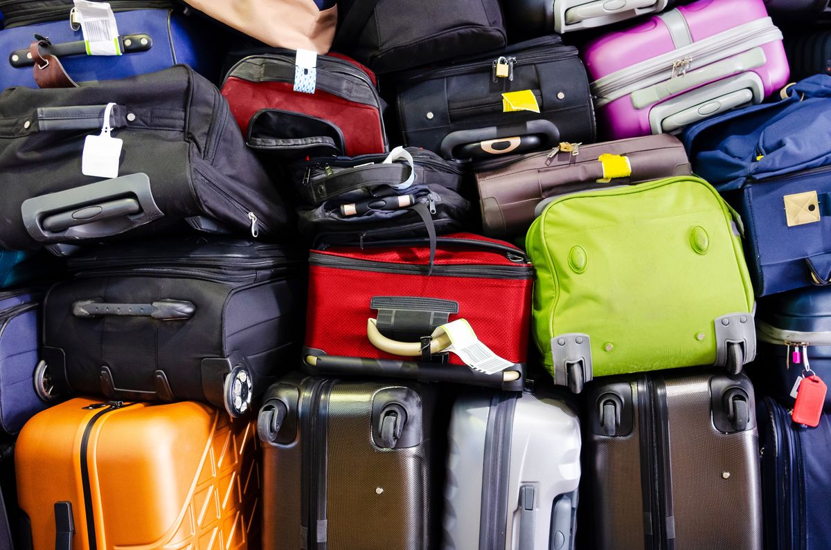 Lufthansa zakazała przewożenia włączonych lokalizatorów w bagażu