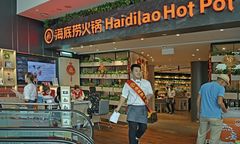 Incydent w chińskiej restauracji. Nastolatkowie ukarani milionową grzywną