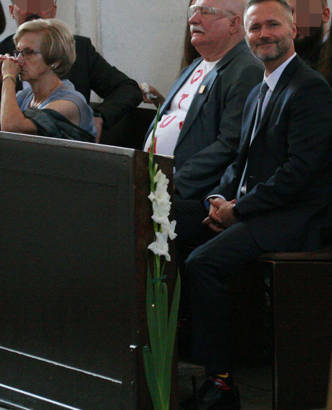 Lech Wałęsa z żoną Danutą i synem Jarosławem na ślubie córki Magdaleny