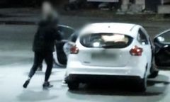 Pobicie chorego kierowcy. Trzej policjanci staną przed sądem