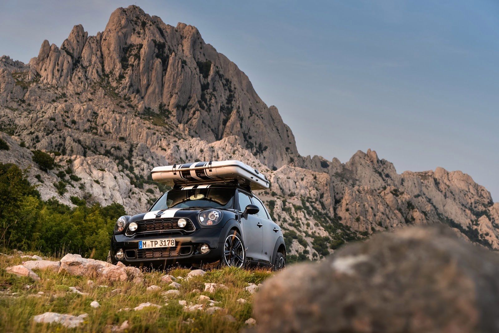 MINI prezentuje koncepcyjne auta na wakacje [galeria] 27