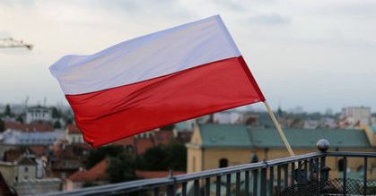 Symbole narodowe mogą być wykorzystywane w handlu. Jednak tylko w formie stylizacji artystycznej