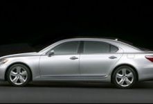 Lexus LS 460