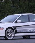 Lancer Evolution MIEV z czterema silnikami