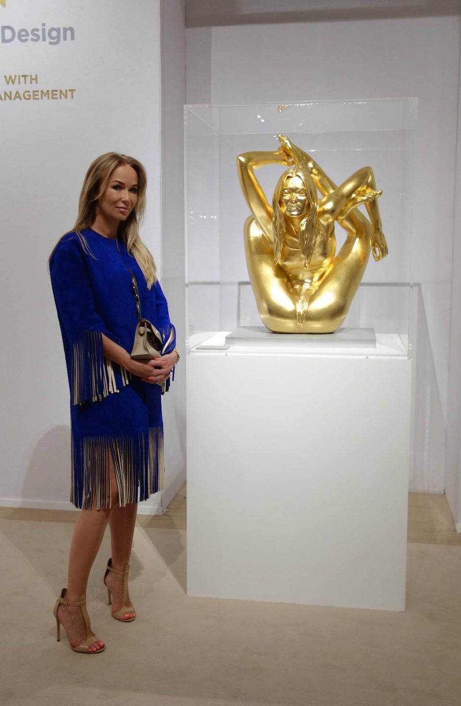 Joanna Przetakiewicz na wystawie w Londynie