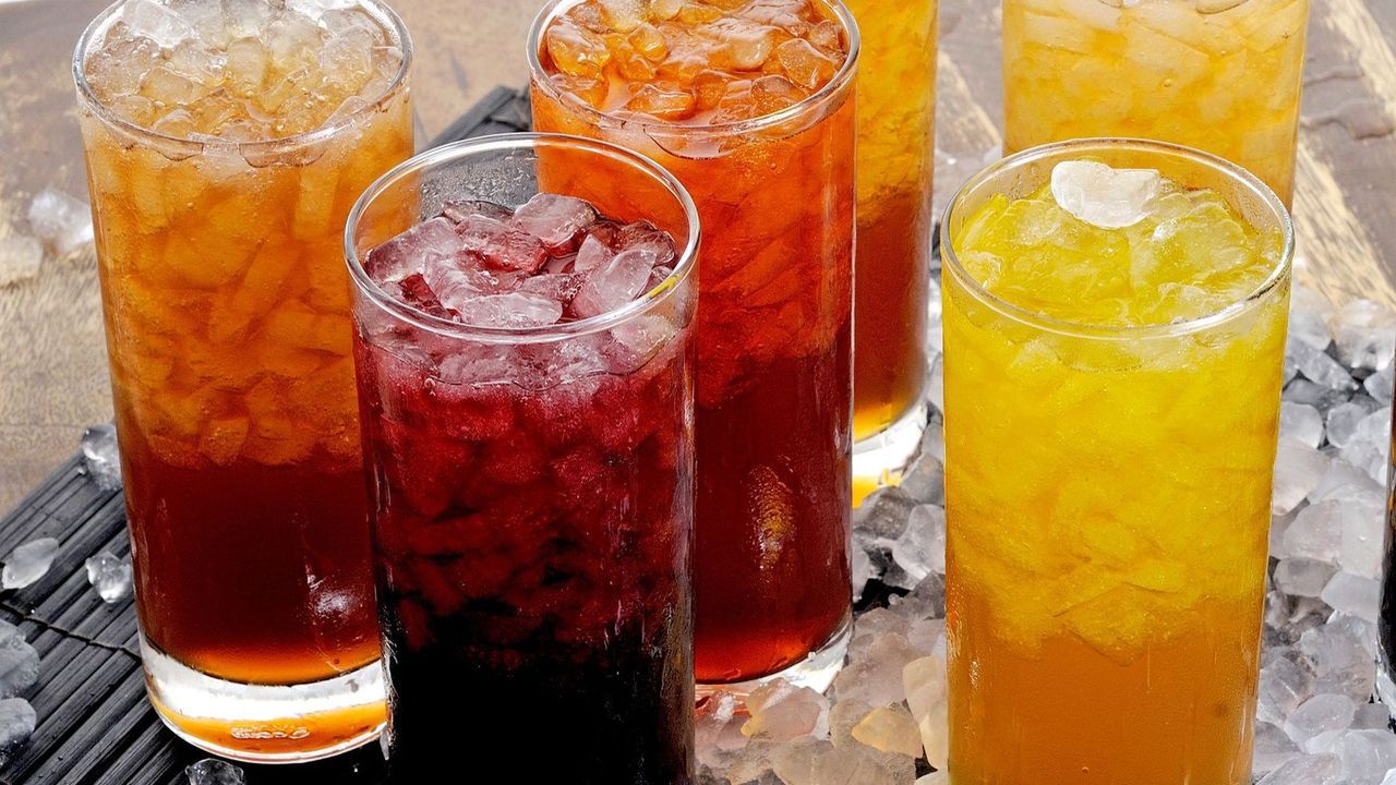 Polak zjada co miesiąc ponad kilogram cukru