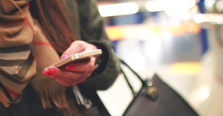 UOKiK nakłada milionowe kary na Polsat i Teleaudio Dwa za wprowadzający w błąd konkurs SMS