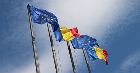 Niespodzianka w wyborach prezydenckich w Rumunii: kandydat skrajnej prawicy na prowadzeniu