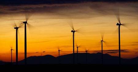 USA na fali zielonej rewolucji. Miliardy dolarów na energię odnawialną