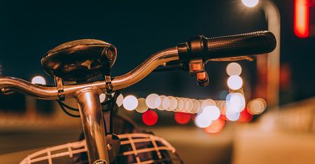 16-latka potrącona na przejściu dla rowerze… musi zapłacić prawie 15 tysięcy złotych. Sprawa trafiła do sądu