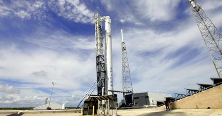 Dragon zabrał w kosmos lody waniliowe dla astronautów z ISS