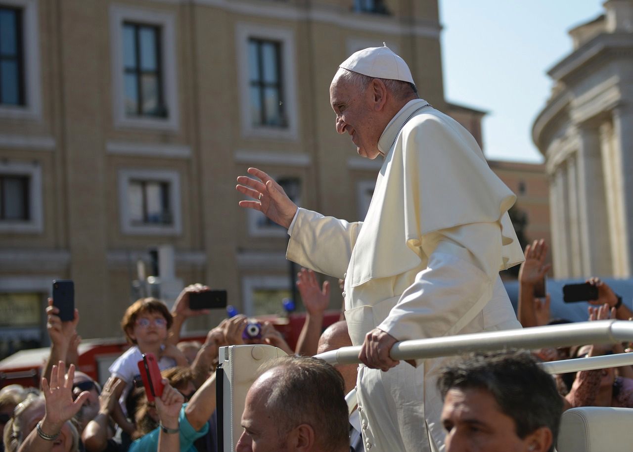 Papież Franciszek odwołuje podróż do Dubaju.