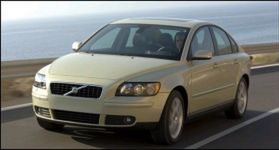 Volvo S 40 II generacji w 2004 roku