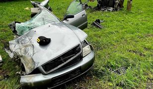 Tyle zostało z auta. Horror na drodze