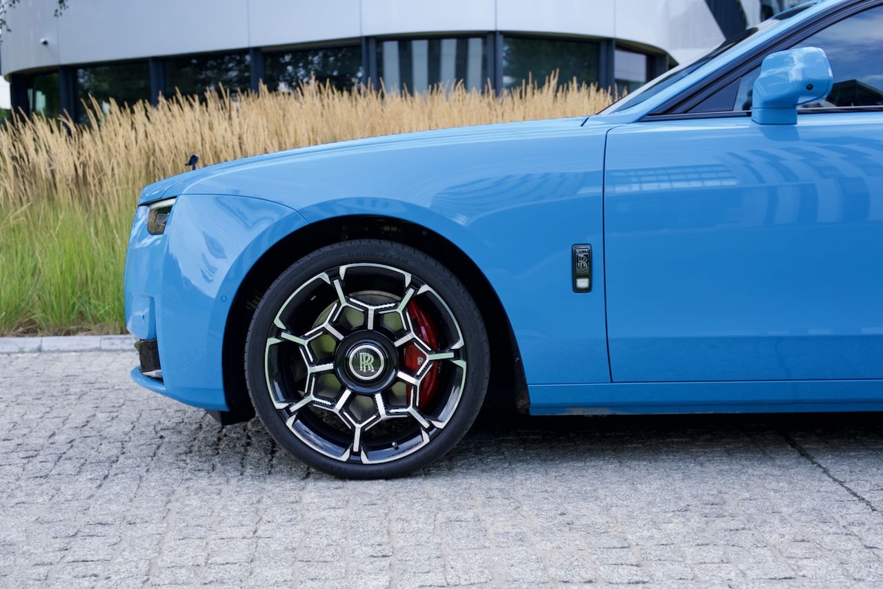 Rolls-Royce Black Badge Ghost