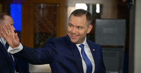 Ile są warte weta prezydenta? Minister finansów podał konkretną kwotę strat