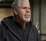 ''Angry Little God'': Ron Perlman z małym, wściekłym bogiem