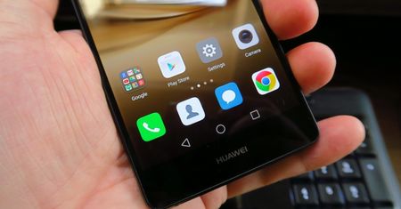 Na smartfonach Huawei pojawia się aplikacja od GoPro - bez wiedzy użytkowników