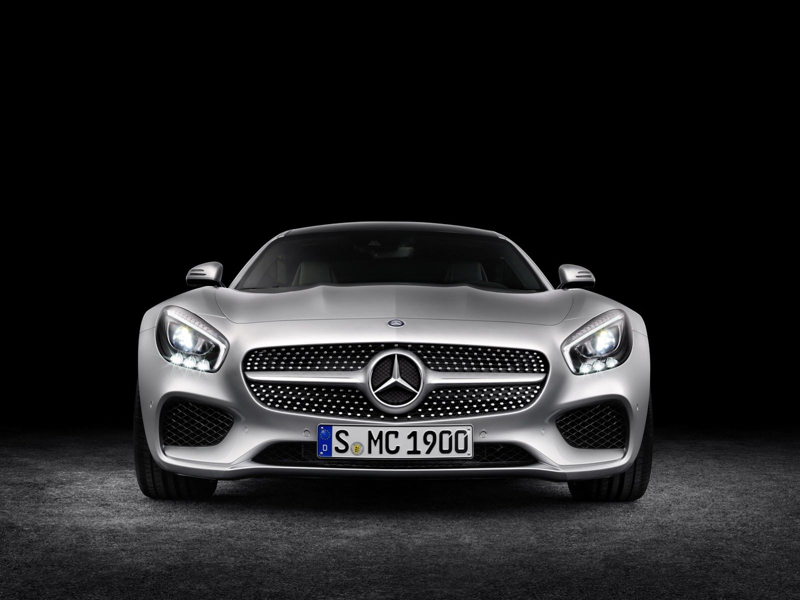Mercedes-AMG GT na ponad 180 zdjęciach! 129