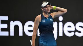 Rybakina pewnie wygrała seta. Potem zaczęły się problemy