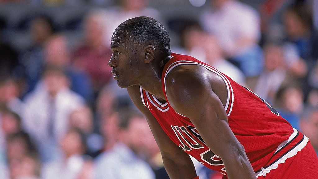 Getty Images / Mike Powelll/Allsport / Na zdjęciu: Michael Jordan